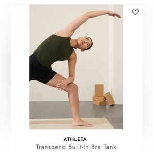 Athleta Aspen Olive Green Yoga Bra Top size M. New with tags.